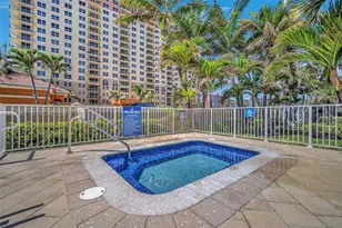 2030 S Ocean Dr, Hallandale Beach, FL 33009 - Photo 26