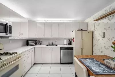 2030 S Ocean Dr #212, Hallandale Beach, FL 33009 - Photo 10