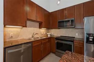 2001 Biscayne Blvd, Miami, FL 33137 - Photo 16