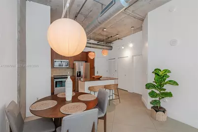 2001 Biscayne Blvd #2310, Miami, FL 33137 - Photo 10