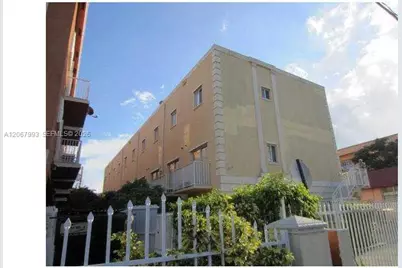 928 SW 3 #207, Miami, FL 33130 - Photo 4