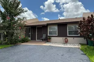 10953 SW 122nd Ct, Miami, FL 33186 - Photo 2