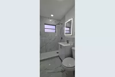 21 NW 32nd Ct, Miami, FL 33125 - Photo 18