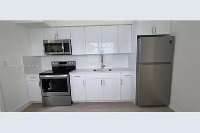 21 NW 32nd Ct, Miami, FL 33125 - Photo 26