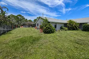 5601 Paleo Pines Cir, Fort Pierce, FL 34951 - Photo 2