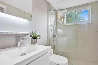 1415 16th St #4, Miami Beach, FL 33139 - Photo 30