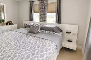 4910 SW 16th St, Fort Lauderdale, FL 33317 - Photo 8