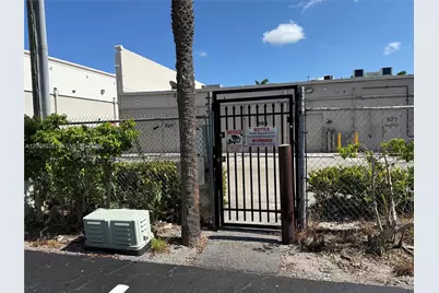 5168 NE 6th Ave #407, Oakland Park, FL 33334 - Photo 34