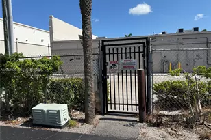 5168 NE 6th Ave, Oakland Park, FL 33334 - Photo 34