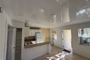 5168 NE 6th Ave, Oakland Park, FL 33334 - Photo 20