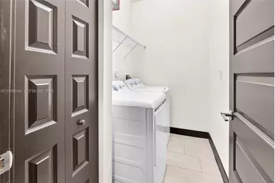 15488 NW 91st Ct, Miami Lakes, FL 33018 - Photo 18