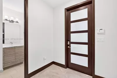 15488 NW 91st Ct, Miami Lakes, FL 33018 - Photo 14