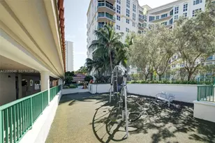 19900 E Country Club Dr, Aventura, FL 33180 - Photo 52