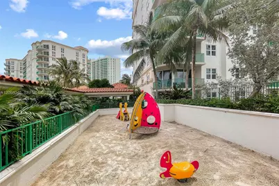 19900 E Country Club Dr #610, Aventura, FL 33180 - Photo 38