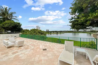 19900 E Country Club Dr #610, Aventura, FL 33180 - Photo 32