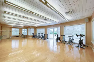 19900 E Country Club Dr #610, Aventura, FL 33180 - Photo 36