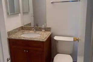 20500 W Country Club Dr, Aventura, FL 33180 - Photo 10