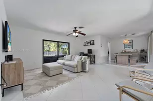 8620 SW 159th St, Palmetto Bay, FL 33157 - Photo 6