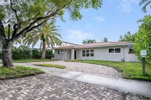 1710 Cleveland Rd, Miami Beach, FL 33141 - Photo 12