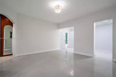 1710 Cleveland Rd #0, Miami Beach, FL 33141 - Photo 14