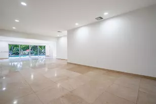 1710 Cleveland Rd, Miami Beach, FL 33141 - Photo 4