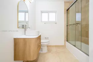 1710 Cleveland Rd, Miami Beach, FL 33141 - Photo 24