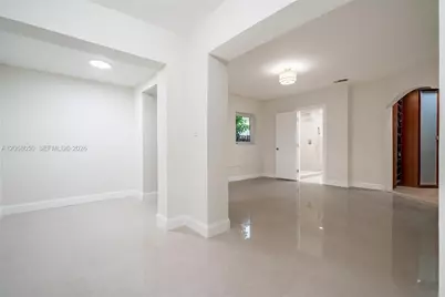 1710 Cleveland Rd #0, Miami Beach, FL 33141 - Photo 12