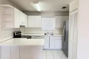 3260 W 70th St, Hialeah, FL 33018 - Photo 4