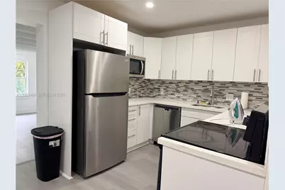 650 SW 55th Ave, Margate, FL 33068 - Photo 4