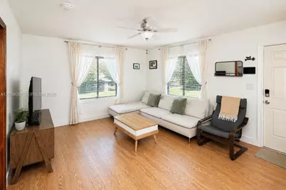 2330 Scott St, Hollywood, FL 33020 - Photo 14