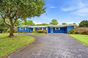 341 SW 54th Ave, Plantation, FL 33317 - Photo 1