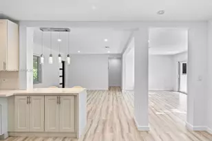 5406 S Le Jeune Rd, Coral Gables, FL 33146 - Photo 18