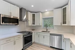 5406 S Le Jeune Rd, Coral Gables, FL 33146 - Photo 16