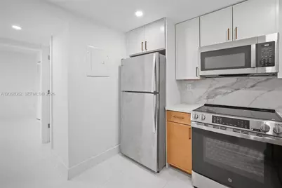 1245 West Ave #401, Miami Beach, FL 33139 - Photo 8