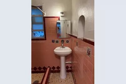 1806 Funston St #Rear, Hollywood, FL 33020 - Photo 12