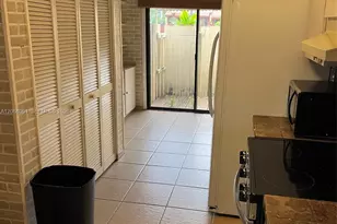 463 SE 14th St, Dania Beach, FL 33004 - Photo 10