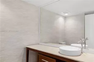 465 Brickell Ave, Miami, FL 33131 - Photo 22