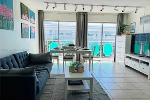 1732 Meridian Ave, Miami Beach, FL 33139 - Photo 2