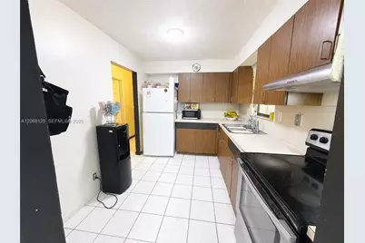 2745 NW 7th Ct, Fort Lauderdale, FL 33311 - Photo 6