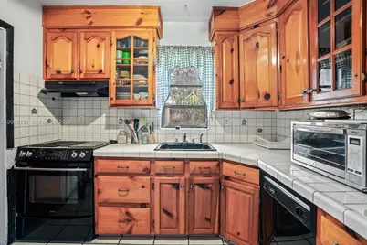 12547 NE 4th Ave #1, North Miami, FL 33161 - Photo 10