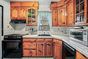 12547 NE 4th Ave, North Miami, FL 33161 - Photo 10