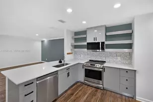 6815 Edgewater Dr, Coral Gables, FL 33133 - Photo 16