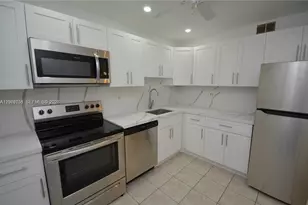 7440 Miami Lakes Dr, Miami Lakes, FL 33014 - Photo 2