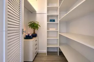 19390 Collins Ave, Sunny Isles Beach, FL 33160 - Photo 18