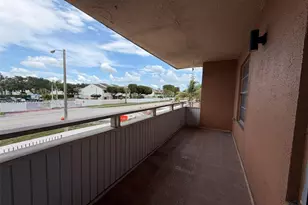 17650 NW 68th Ave, Hialeah, FL 33015 - Photo 24