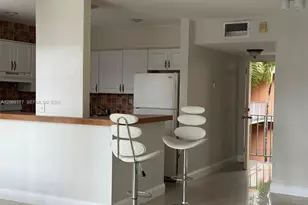 17650 NW 68th Ave, Hialeah, FL 33015 - Photo 16