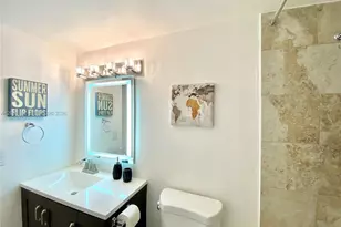 401 Golden Isles Dr, Hallandale Beach, FL 33009 - Photo 14