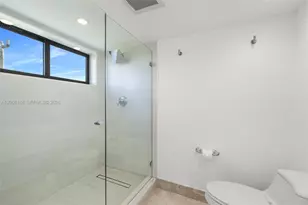 225 E Enid Dr, Key Biscayne, FL 33149 - Photo 36