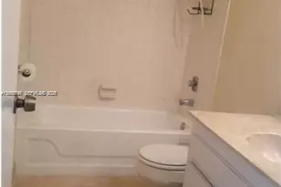 10615 SW 113th Pl, Miami, FL 33176 - Photo 10