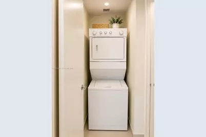 1800 S Ocean Dr #1405, Hallandale Beach, FL 33009 - Photo 14